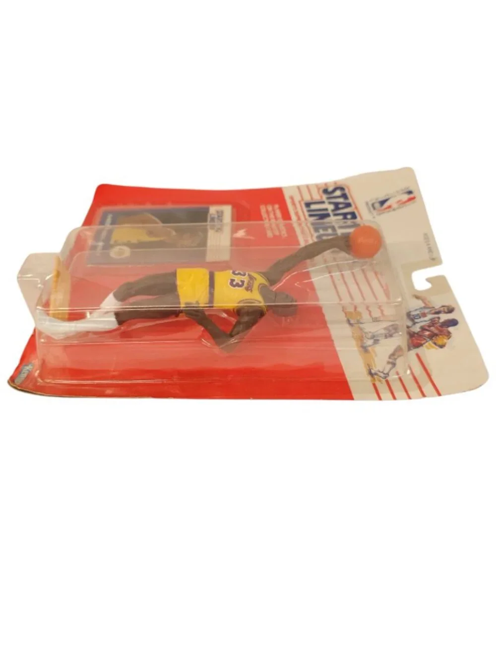 1988 Kenner Starting Lineup Kareem Abdul-Jabbar LA Lakers Figure Card NOC Sealed